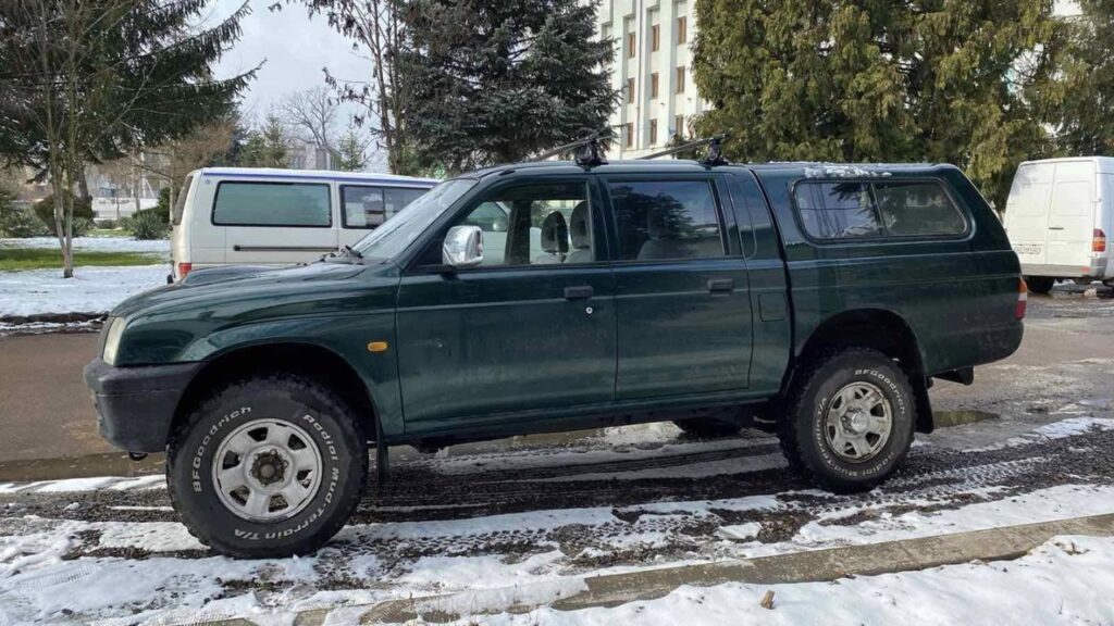 Пікап Ніссан