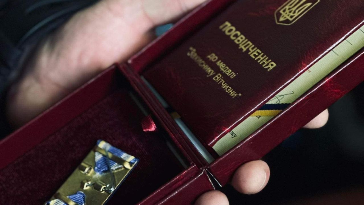 Медаль Захиснику Вітчизни