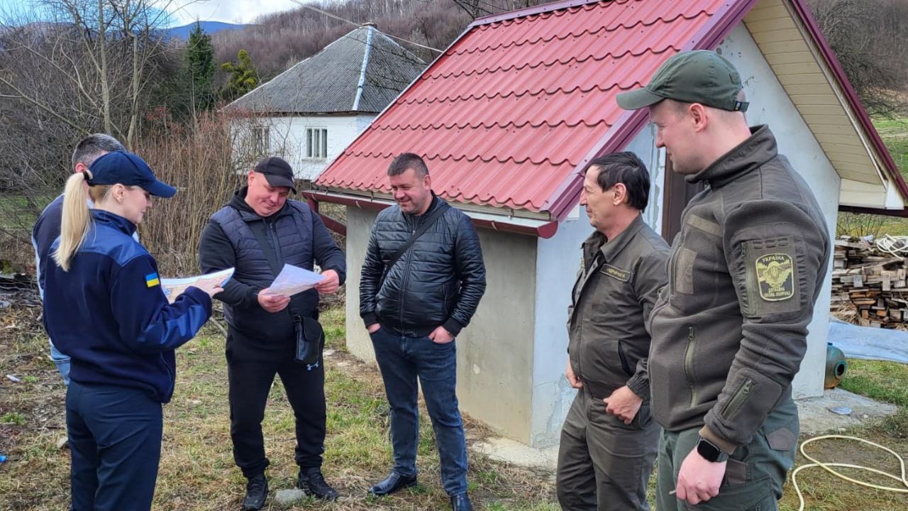 Рятувальники і лісники