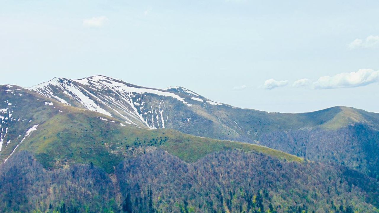 Гора Стій і сніг