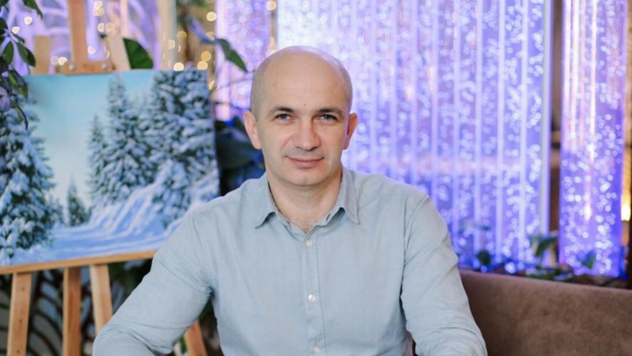 Роман Годя
