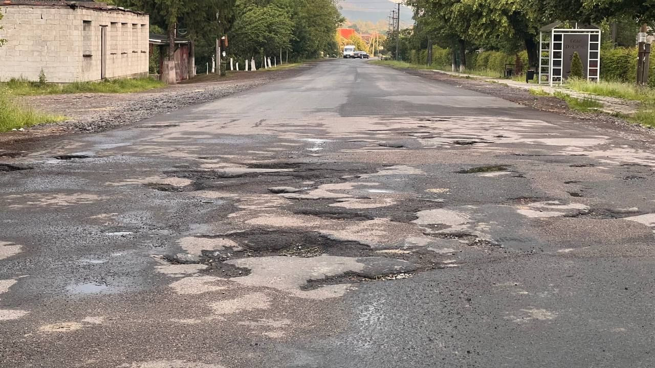 Дорога у Дусині