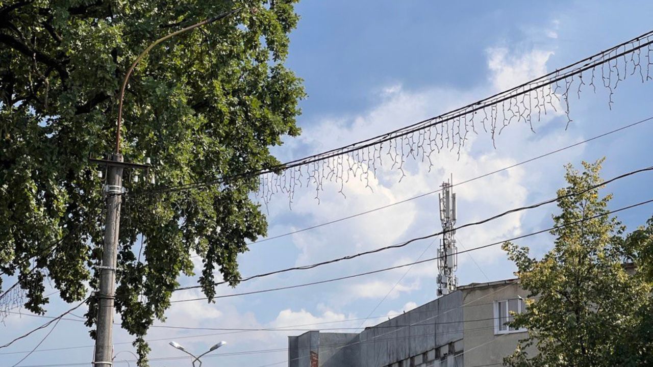 Свалява небо