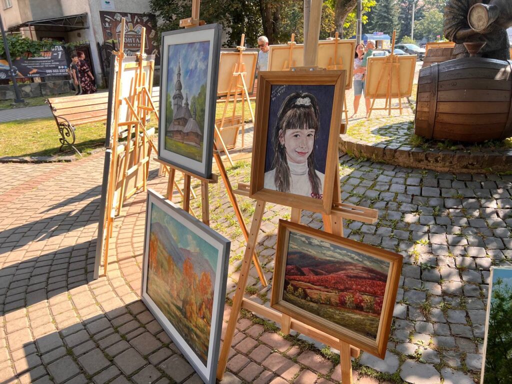 Картини