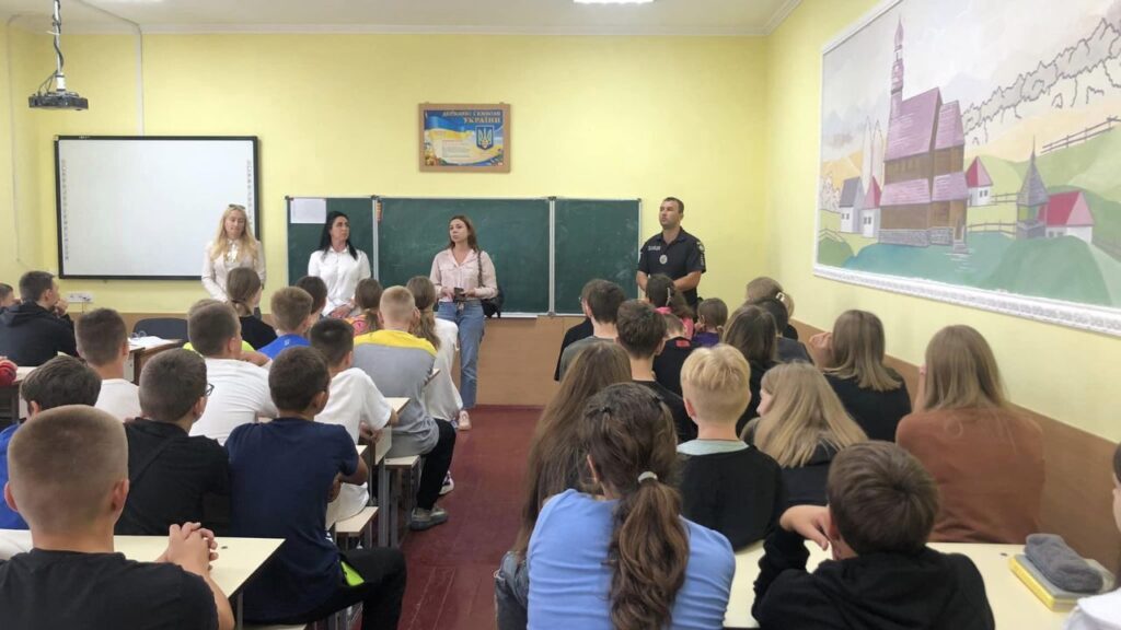 Лекція для учнів Сваляви