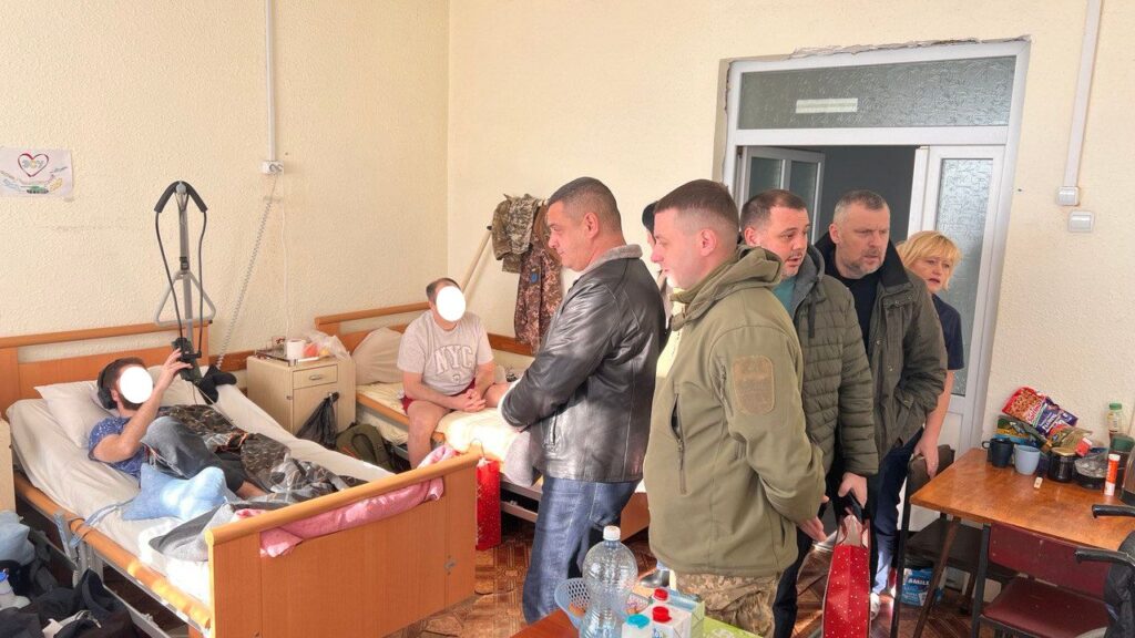 Військові у лікарні Сваляви