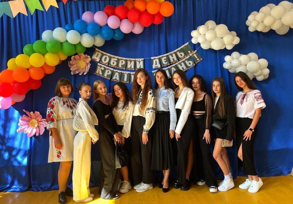 Анна Сегеді і учні