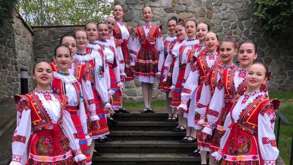 Танцювальний колектив з Сваляви у Польщі на конкурсі