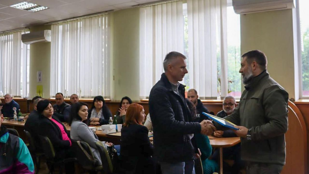Волонтери Сваляви