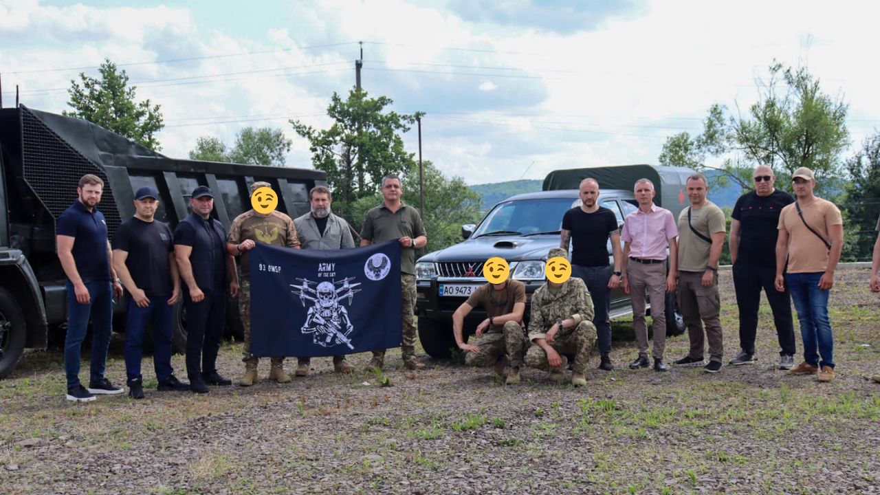 Авто від волонтерів Сваляви