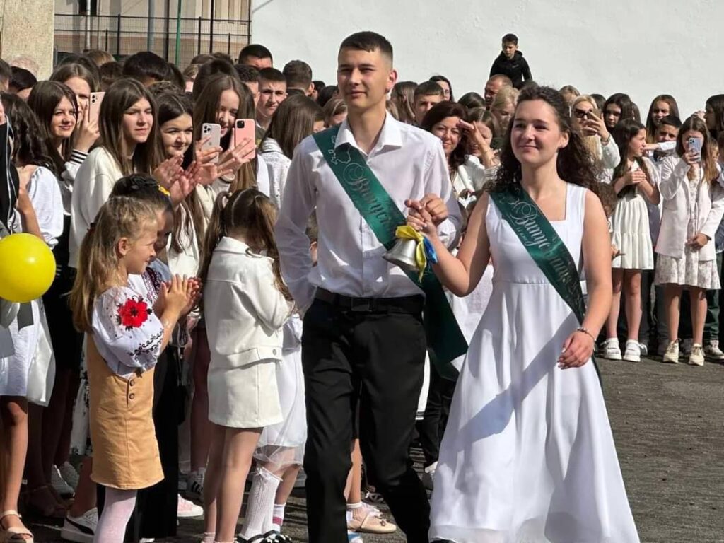 Останній дзвоник в Сваляві