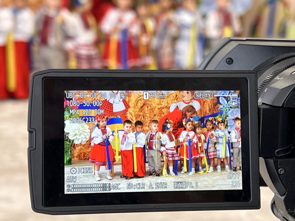 Діти в Центрі "Діва Марія"