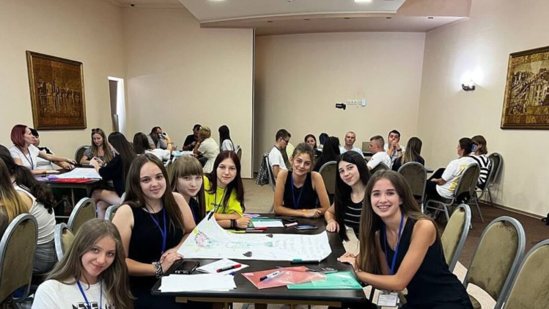 Молодіжні ради Закарпаття - Поляна