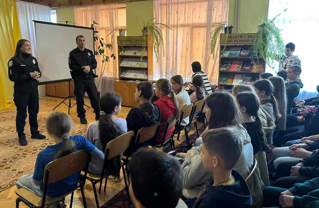  Лекція з булінгу у Сваляві