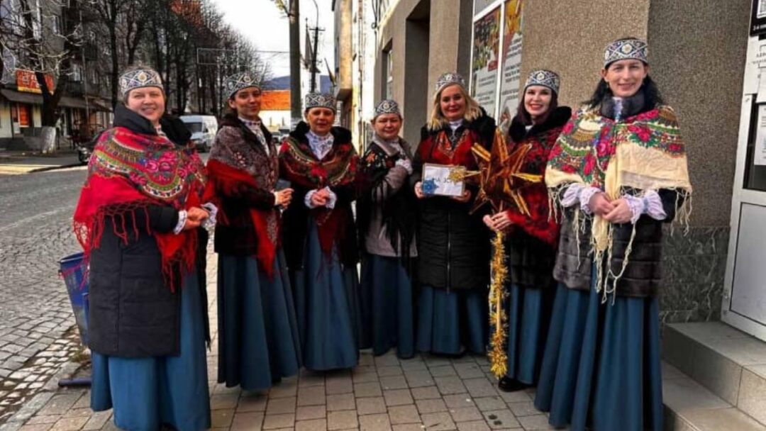 Вокальний ансамбль Чарівниця