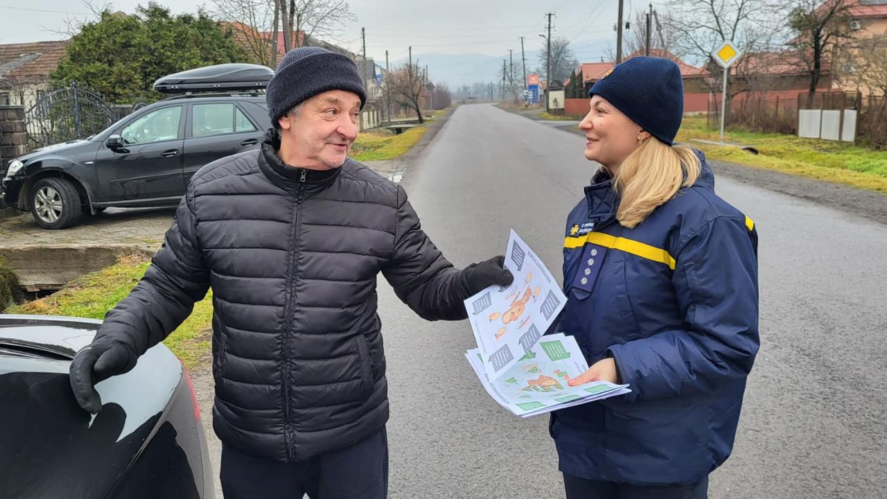 У Свалявській громаді рятувальники провели пожежно-профілактичні заходи