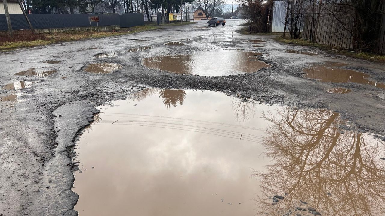 Вулиця у Сваляві