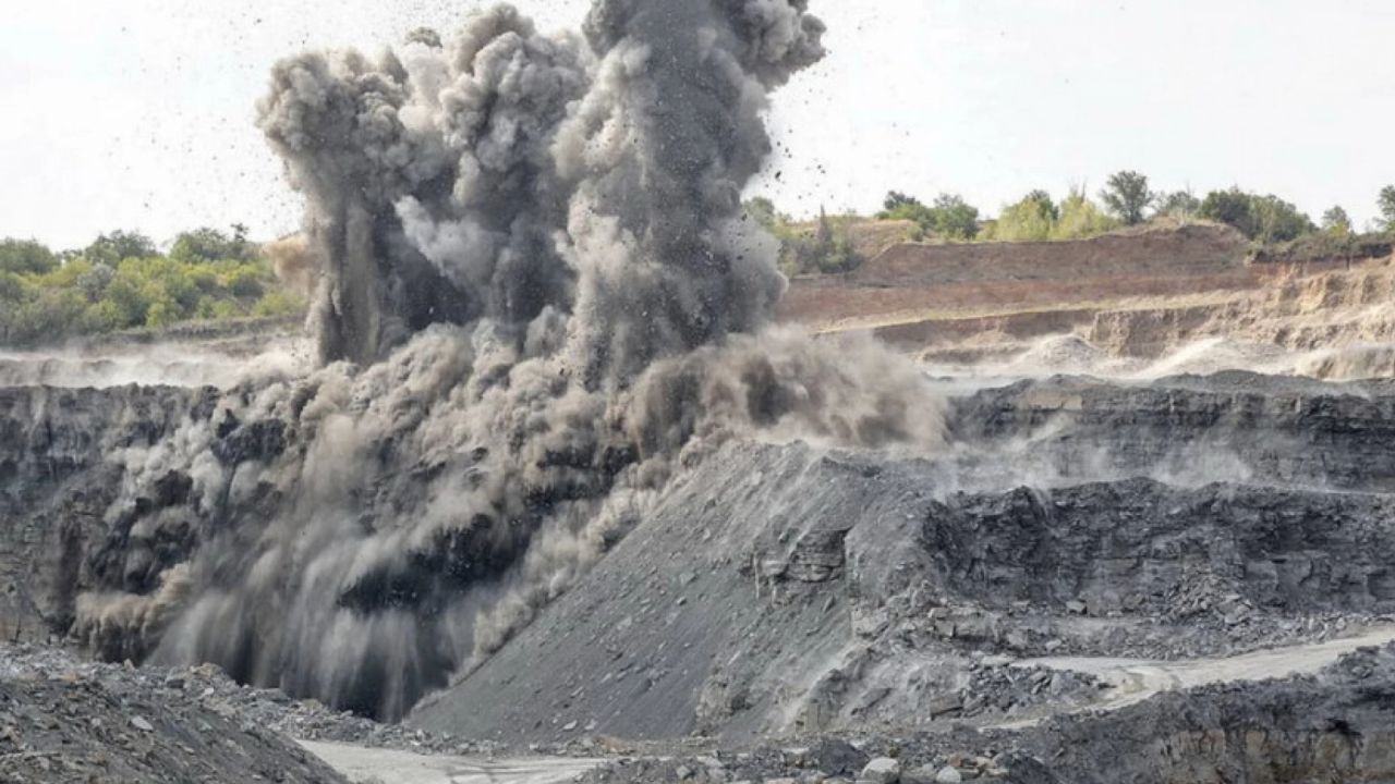Вибухи на кар'єрі