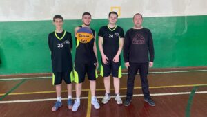 Баскетбольна команда Свалявського технічного коледжу