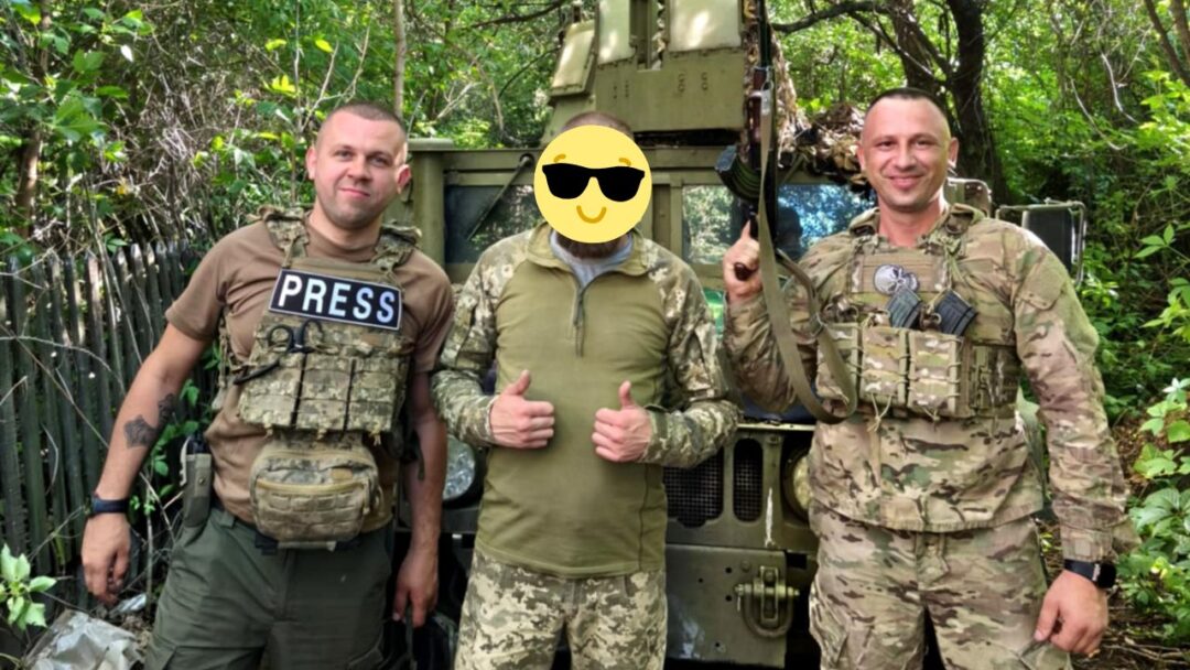 Свалявські волонтери - Чорней та Калабішка