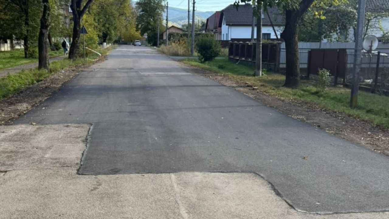 Ремонт дороги вул. Шерегія у Сваляві