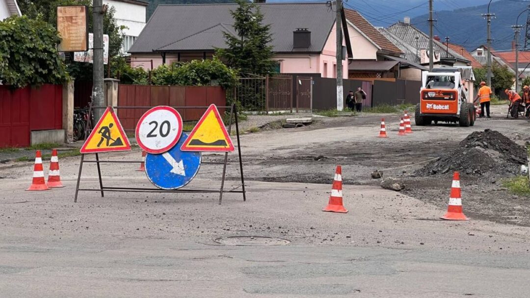 Ремонт дороги у Сваляві