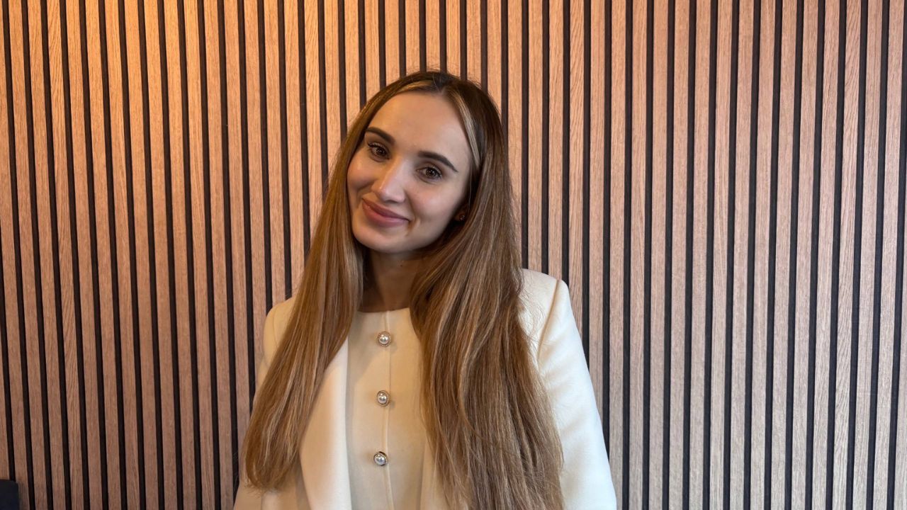 Христина Фізер