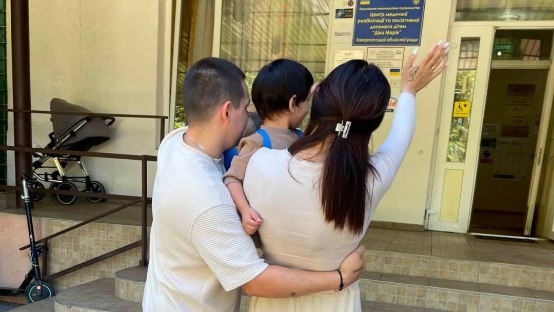 Усиновлення дитини у Сваляві