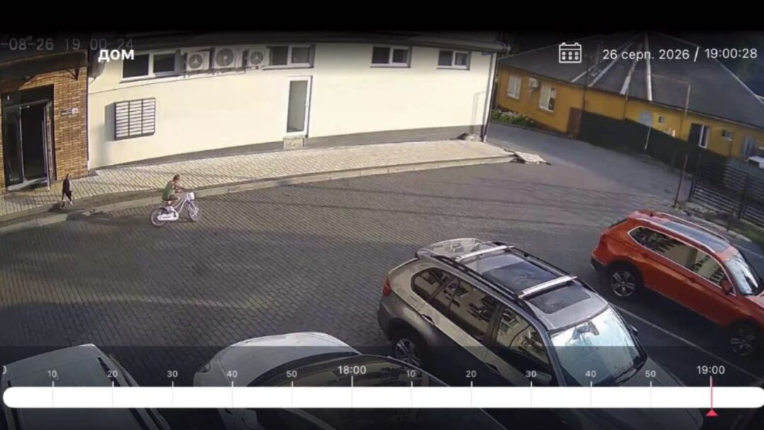 Викрадення велосипеда у Сваляві
