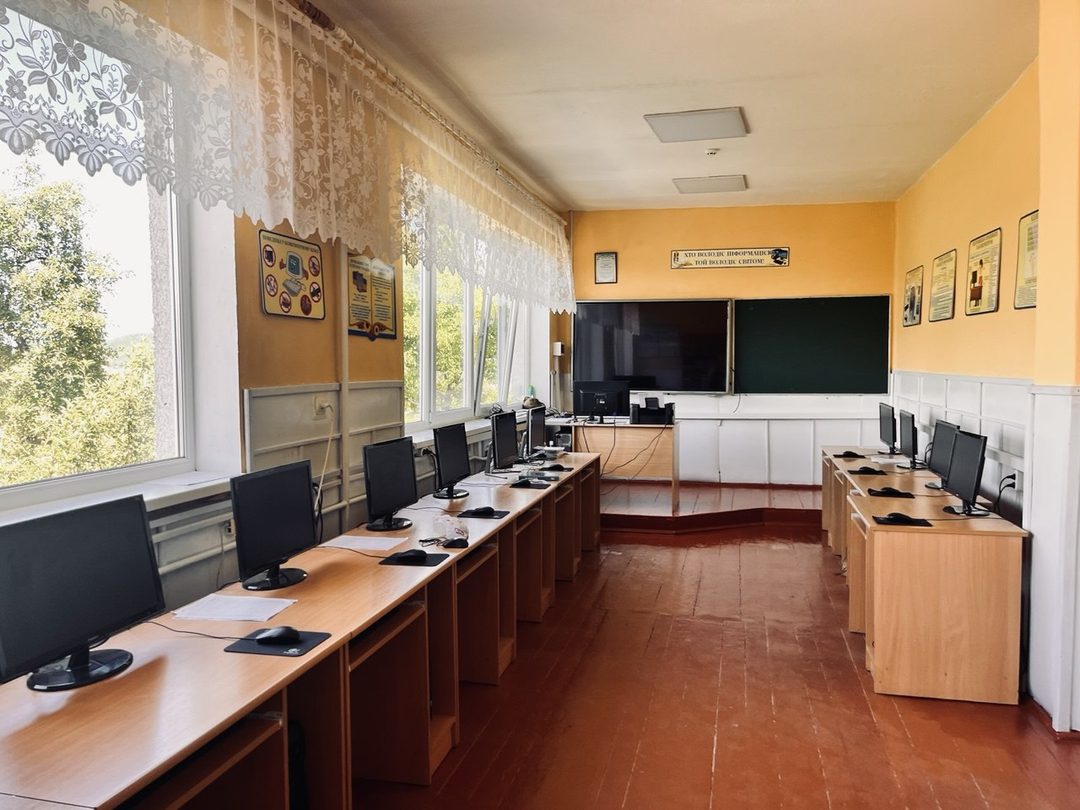 Свалявська гімназія №1