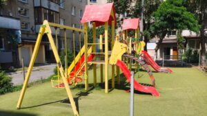 Ігровий майданчик у Сваляві
